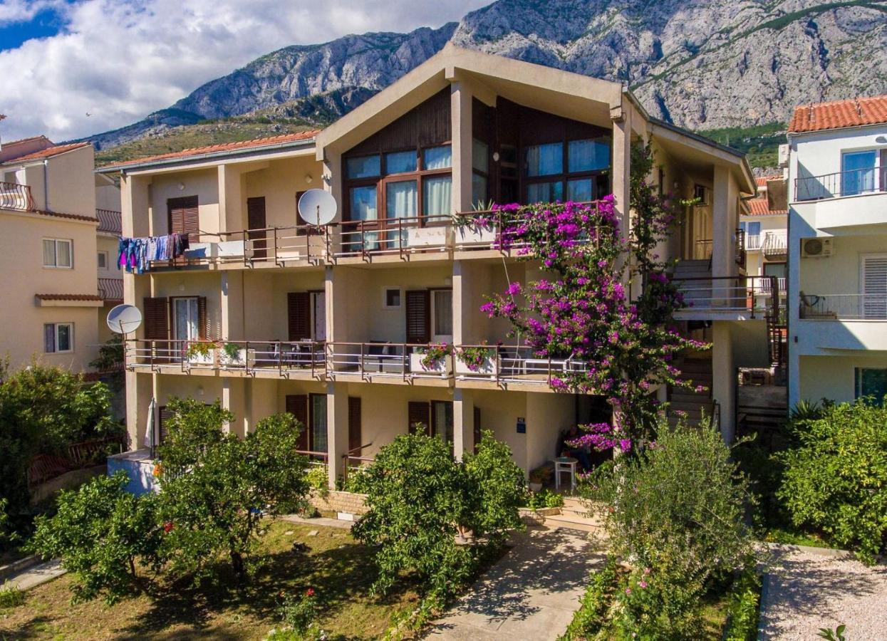 Apartments Agneza Tucepi Tučepi Exterior foto